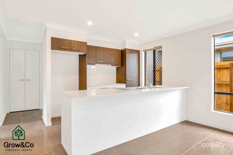 Property photo of 10 Jacaranda Close Ellen Grove QLD 4078