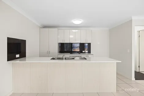 Property photo of 16 Carlin Street Glenvale QLD 4350