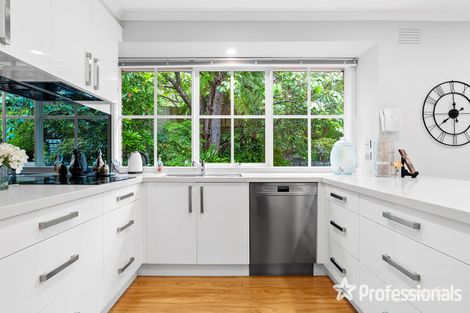 Property photo of 22 Narr-Maen Drive Croydon Hills VIC 3136