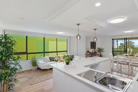 Property photo of 2A/114 Marine Parade Southport QLD 4215