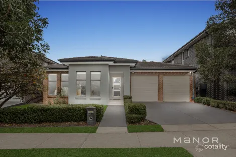 Property photo of 4 Carmargue Street Beaumont Hills NSW 2155