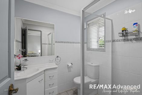 17 Taksan Pl, Ningi, QLD 4511