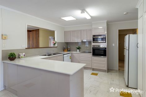 Property photo of 17 Allara Crescent Ferny Hills QLD 4055