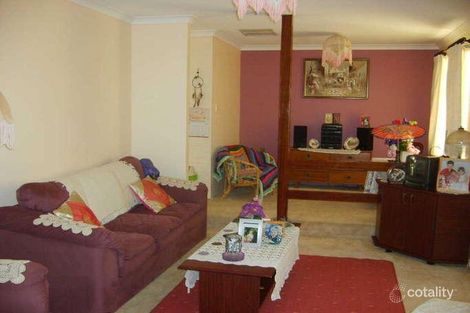 Property photo of 6 Durban Place Warnbro WA 6169