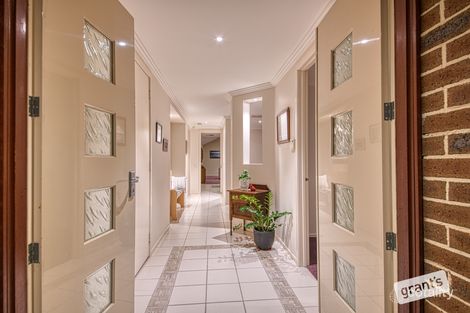 Property photo of 10 Viewgrand Drive Berwick VIC 3806