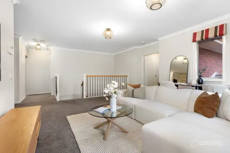 Property photo of 3 Greenedge Drive Alfredton VIC 3350