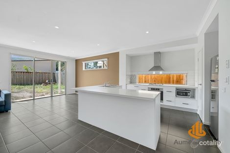 Property photo of 27 Broadbeach Circuit Point Cook VIC 3030