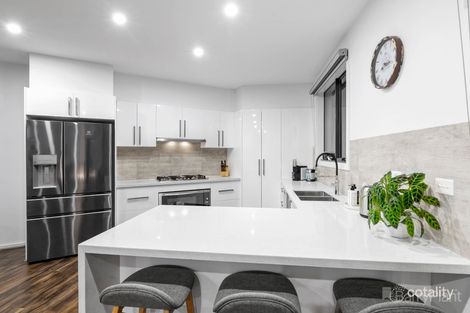 Property photo of 3 Santa Monica Place Berwick VIC 3806