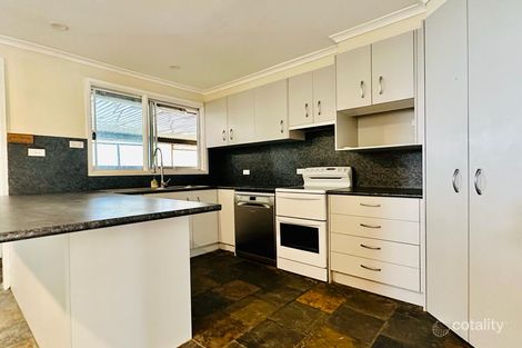 Property photo of 79 The Parkway Bradbury NSW 2560
