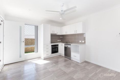Property photo of 2/17 Pemswood Close Deebing Heights QLD 4306