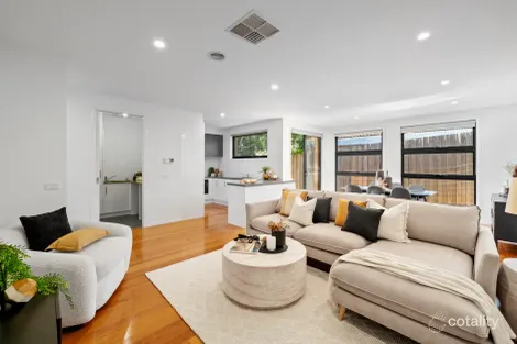 Property photo of 2/1360 Stud Road Rowville VIC 3178