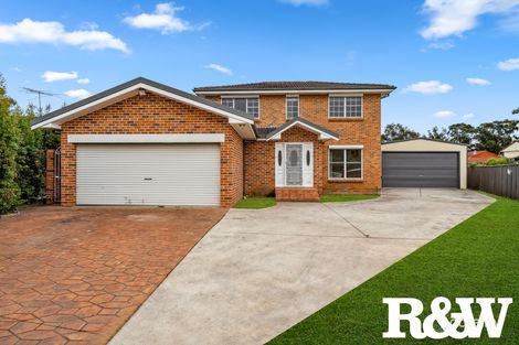 15 Tulip Pl, St Clair, NSW 2759