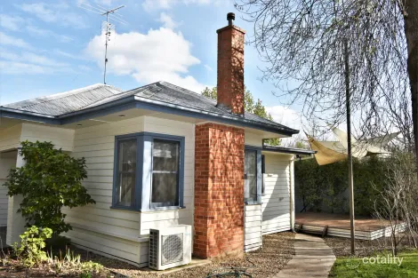 Property photo of 1 Williams Street Beechworth VIC 3747