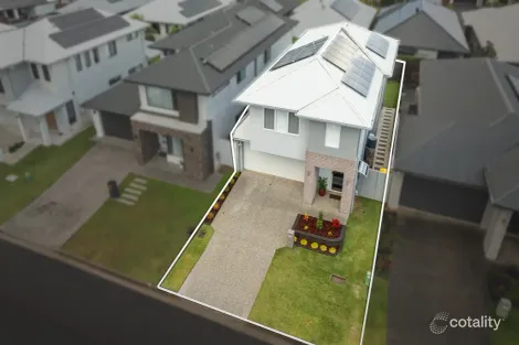 Property photo of 90 Citron Crescent Helensvale QLD 4212