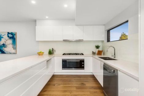Property photo of 1/30 Glen Court Glen Waverley VIC 3150
