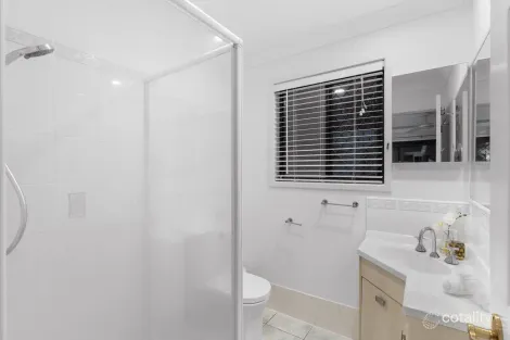Property photo of 43 Chesterfield Crescent Kuraby QLD 4112