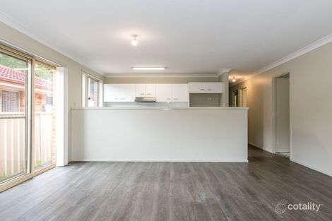 Property photo of 1/12 McKellar Close Point Clare NSW 2250