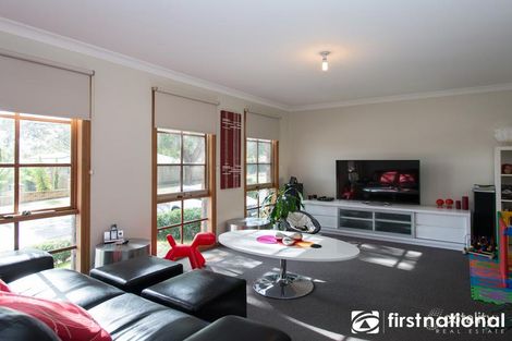 Property photo of 2 Dulkara Place Berwick VIC 3806