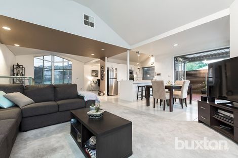 Property photo of 2/44 Scenic Road Highton VIC 3216