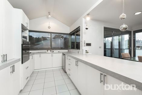 Property photo of 2/44 Scenic Road Highton VIC 3216