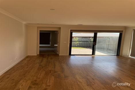 Property photo of 153 Lineham Drive Cranbourne East VIC 3977