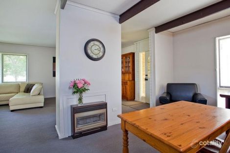 Property photo of 1 Primrose Court Kennington VIC 3550