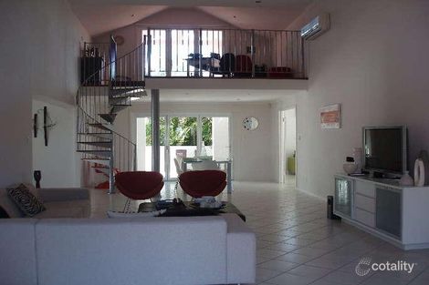 Property photo of 8 Cherry Alder Court Arundel QLD 4214