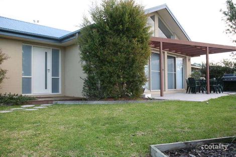 Property photo of 2 Myuna Street Dalmeny NSW 2546