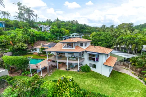 Property photo of 173 Hillview Crescent Whitfield QLD 4870