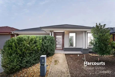 8 Baron Rd, Thornhill Park, VIC 3335