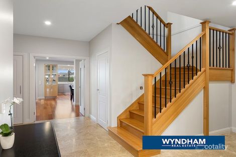 Property photo of 24 Hindmarsh Drive Manor Lakes VIC 3024