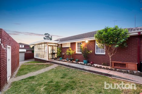 Property photo of 33 Pasadena Crescent Bentleigh East VIC 3165