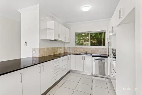 Property photo of 4/3 Deloraine Close Cannonvale QLD 4802