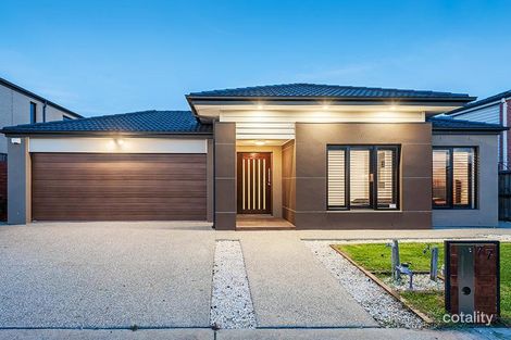 Property photo of 77 Trillium Boulevard Mickleham VIC 3064