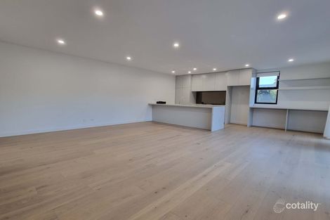 Property photo of 1/13 Arnold Grove Doncaster VIC 3108