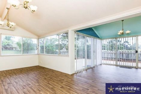 Property photo of 6 Ringtail Place Brookdale WA 6112