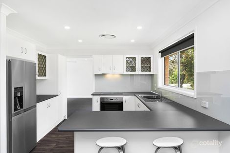 Property photo of 43 Hillcrest Avenue Tacoma NSW 2259