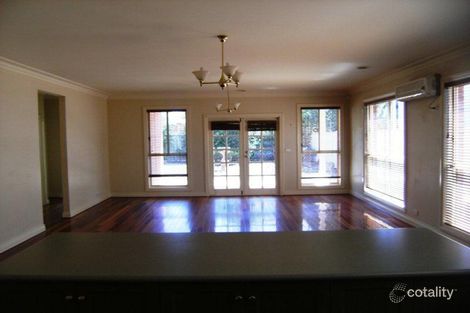 Property photo of 5 Kororoit Approach Caroline Springs VIC 3023
