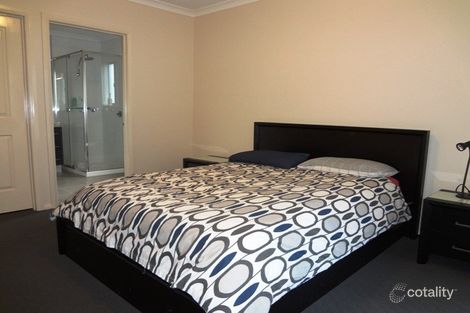 Property photo of 16 Merriwee Chase Sandhurst VIC 3977