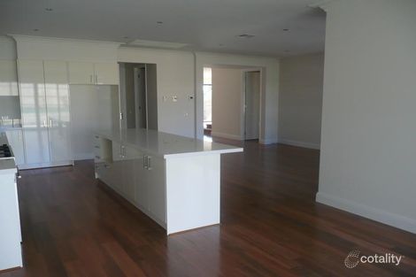 Property photo of 3/14 Avard Court Berwick VIC 3806