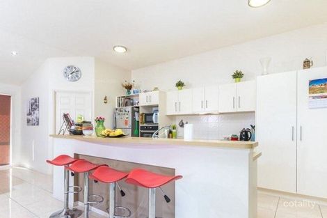 Property photo of 1 Tudor Close Petrie QLD 4502