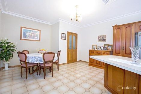 Property photo of 9 Romano Close Edensor Park NSW 2176