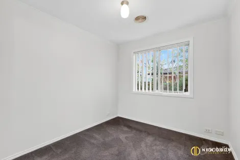 Property photo of 23 Kangaroo Close Nicholls ACT 2913