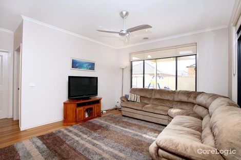 Property photo of 11 Cranwell Square Caroline Springs VIC 3023