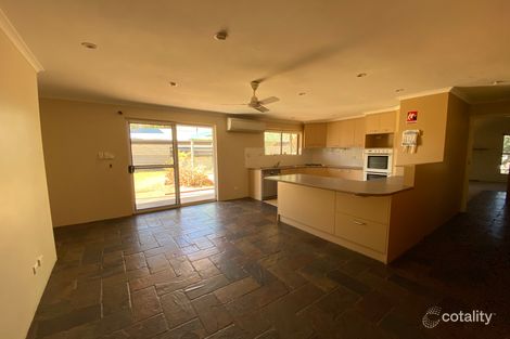 Property photo of 4 Red Sands Court Desert Springs NT 0870