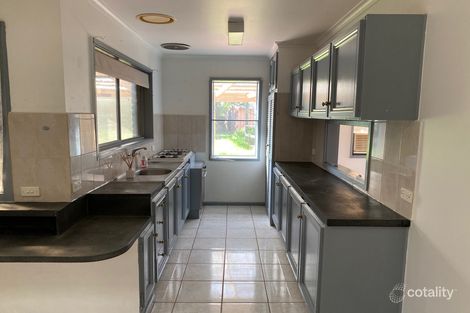 Property photo of 2 Grouse Court Werribee VIC 3030
