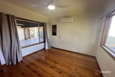 Property photo of 7 Lovett Avenue Dubbo NSW 2830