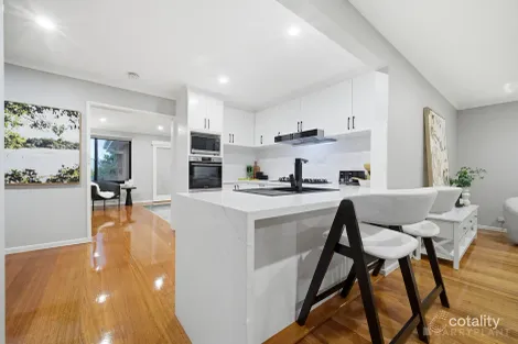 Property photo of 21 Cornwall Avenue Keysborough VIC 3173