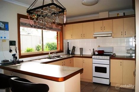 Property photo of 2/11 Billy Hughes Court West Wodonga VIC 3690