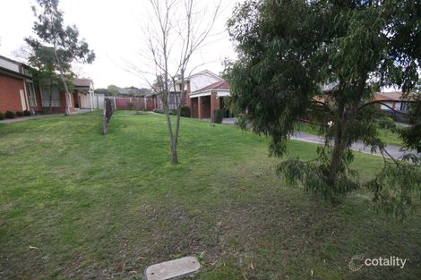 Property photo of 24 Azarow Circuit Croydon South VIC 3136